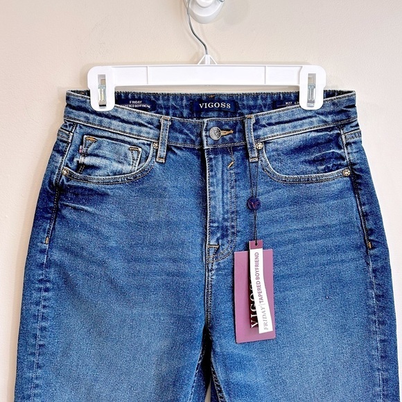 NWT Vigoss Friday Tapered High Rise Boyfriend Jeans Medium Blue Wash Size 26 - Picture 3 of 15